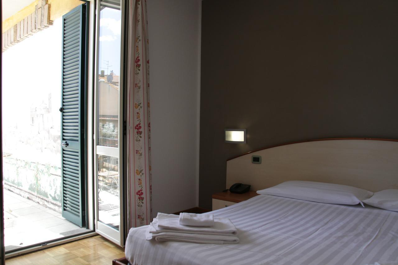 Albergo Da Benedetta Ветралла Экстерьер фото