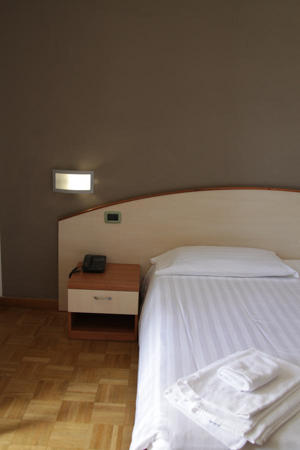 Albergo Da Benedetta Ветралла Экстерьер фото