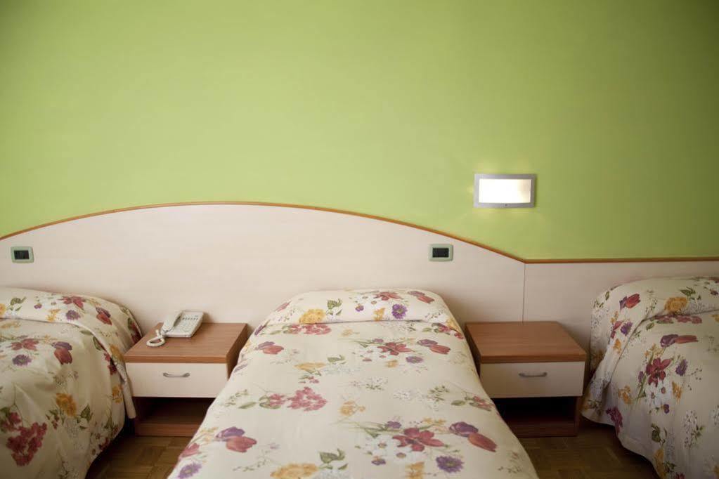 Albergo Da Benedetta Ветралла Экстерьер фото