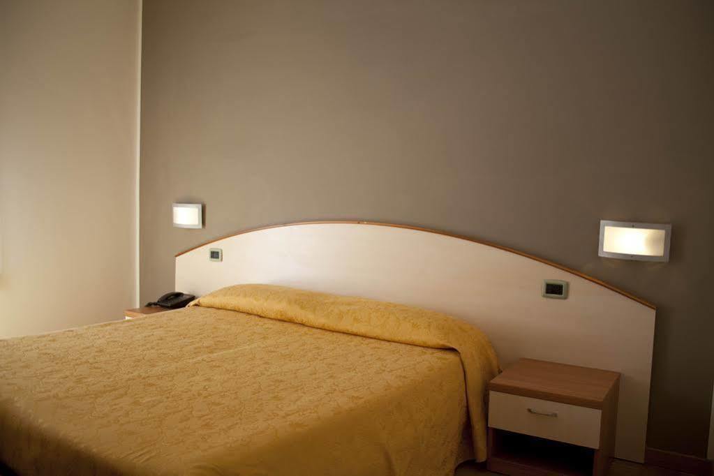Albergo Da Benedetta Ветралла Экстерьер фото